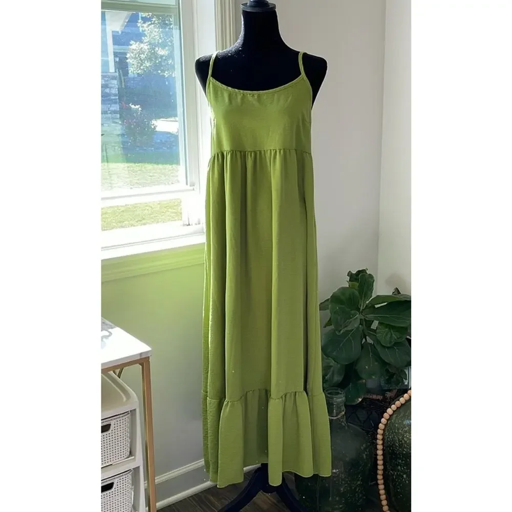 Pretty green dress - Picture 1 of 6